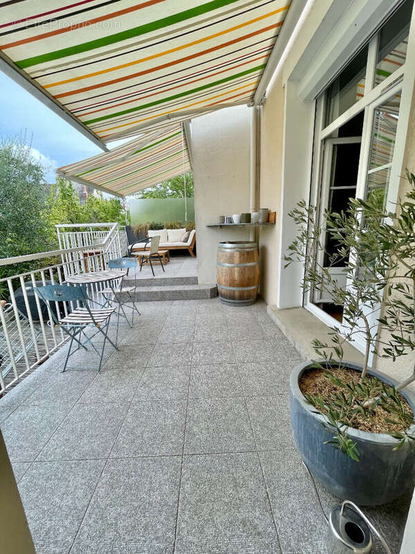 Maison à SAINT-CYR-SUR-LOIRE