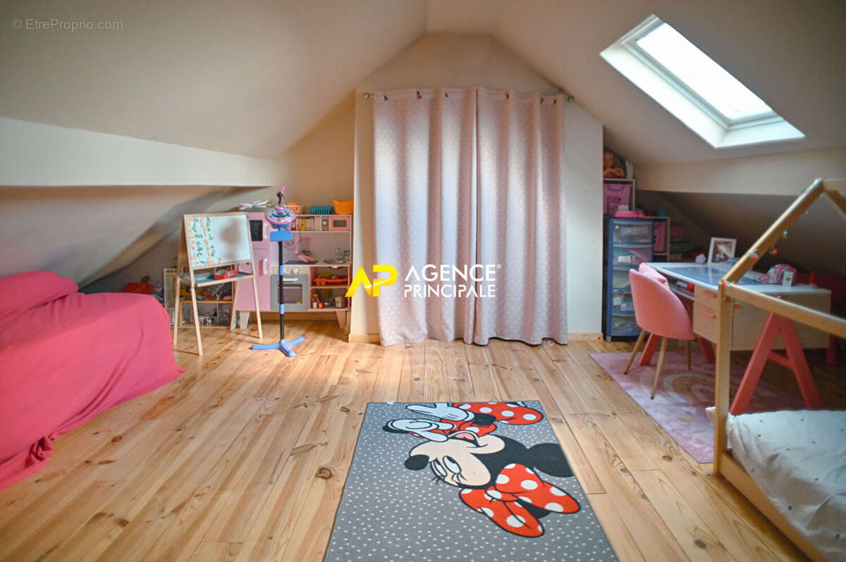 Maison à SARTROUVILLE