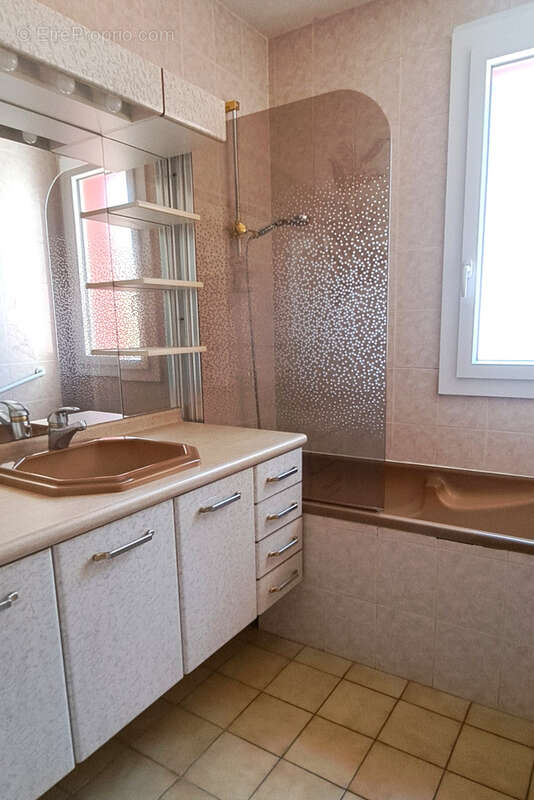 Appartement à DIGOIN
