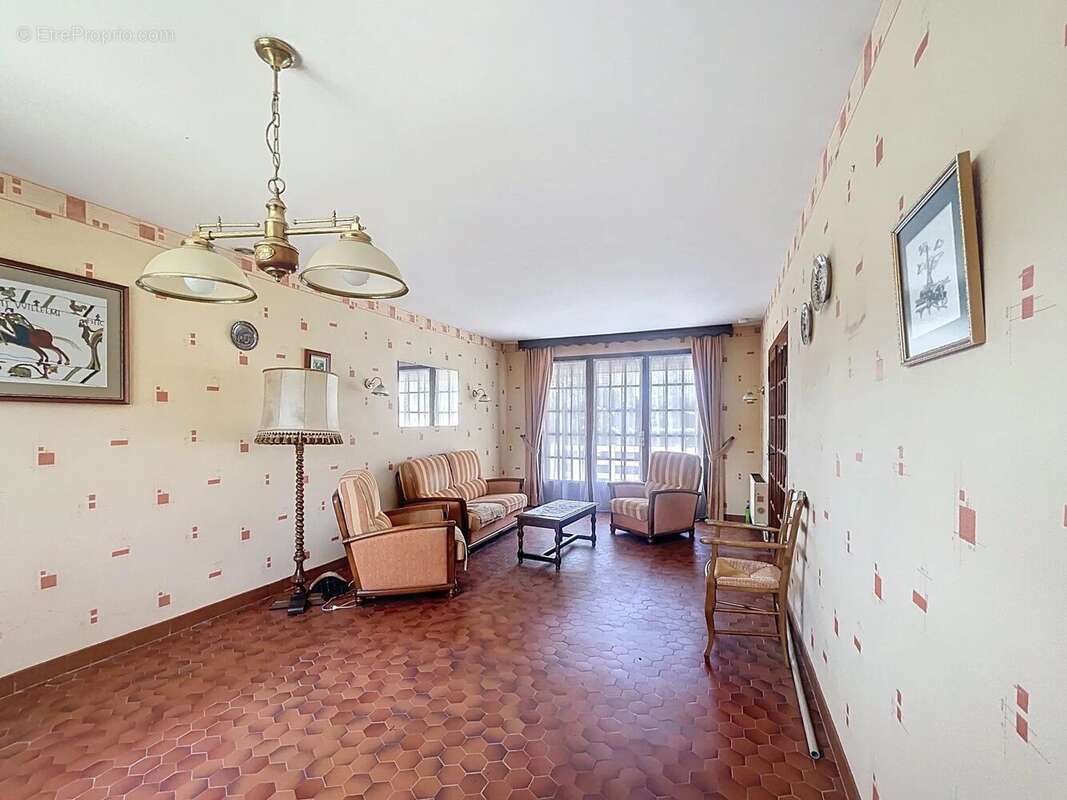 Maison à TRACY-LE-VAL