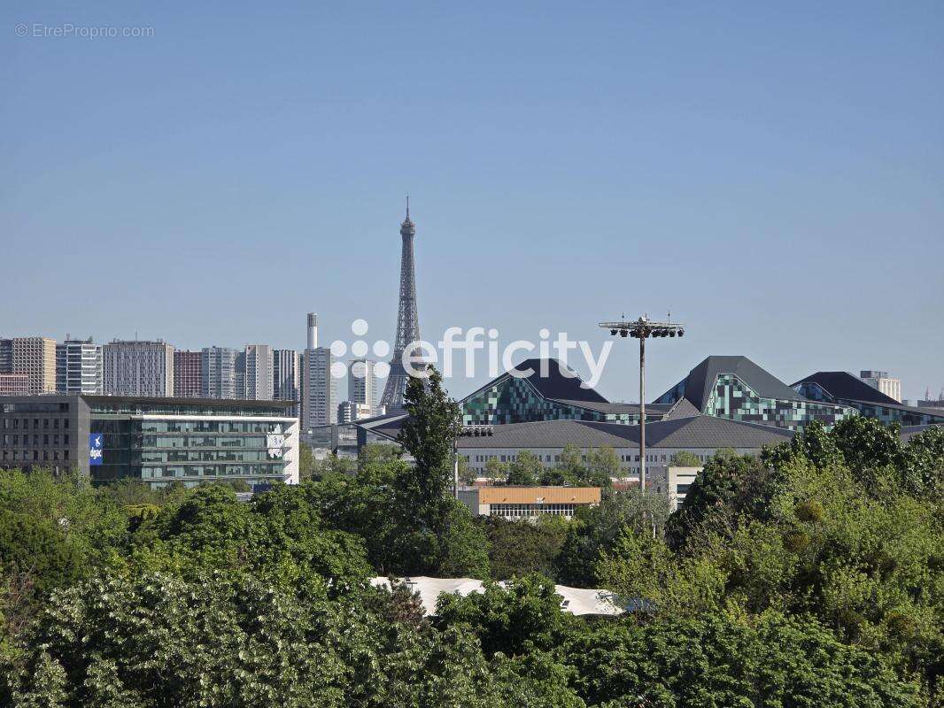 Appartement à ISSY-LES-MOULINEAUX