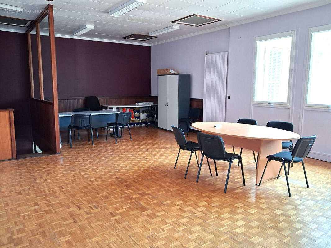 Local d'activité Lillebonne 130 m2 - photo 4