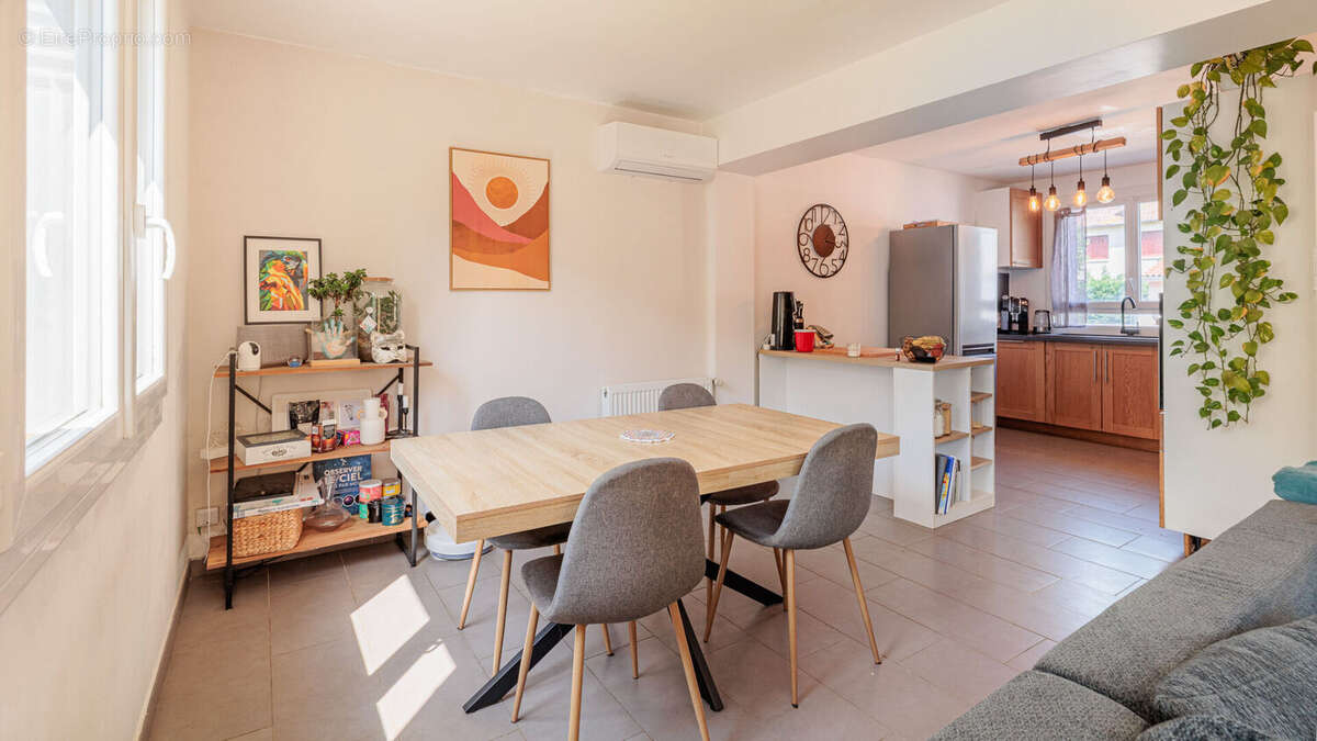 Maison à VILLENEUVE-TOLOSANE