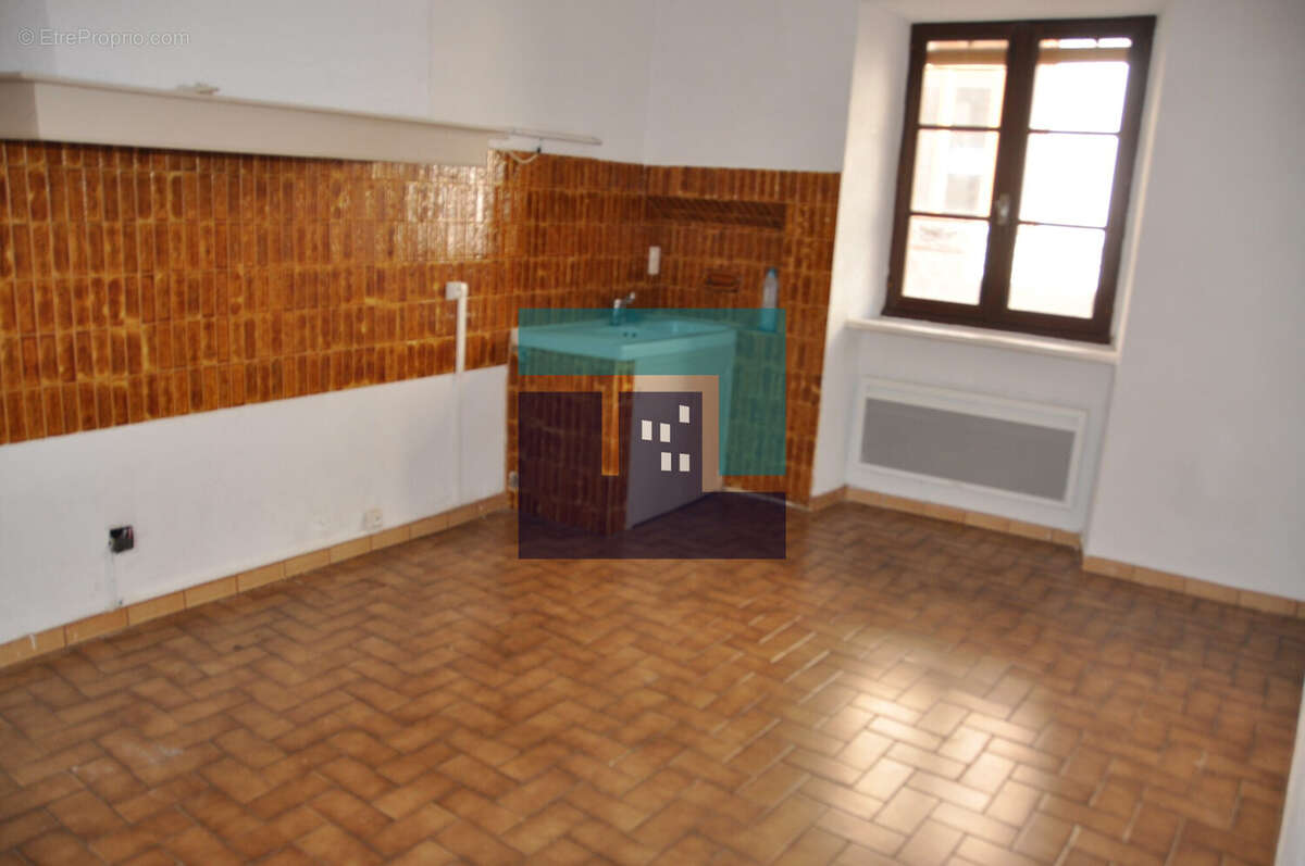 CUISINE - Maison à MONTOLIEU