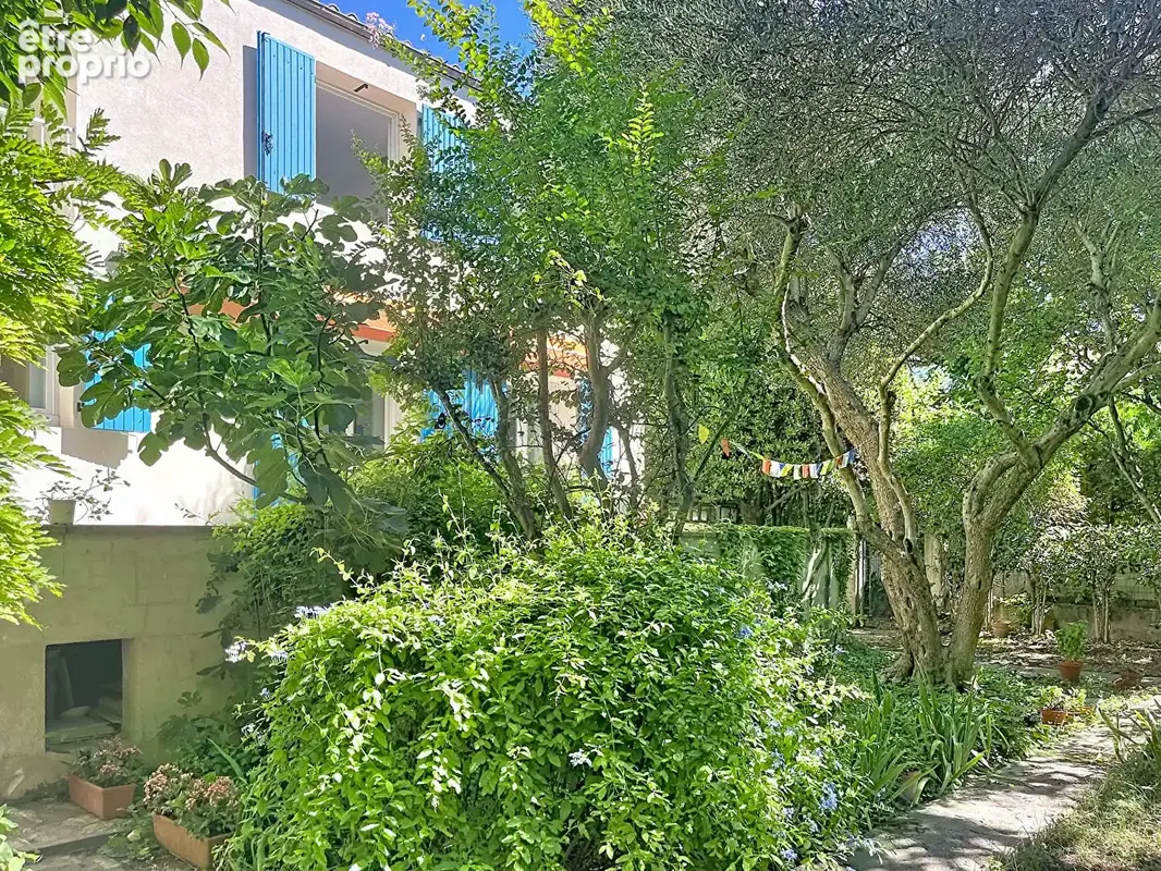 Villa Nimes 4 pièce(s) 90.80 m2 - photo 2