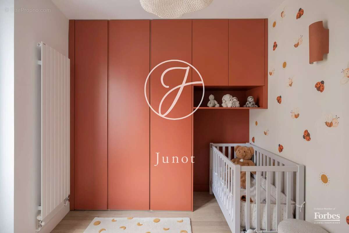 Appartement à PARIS-5E
