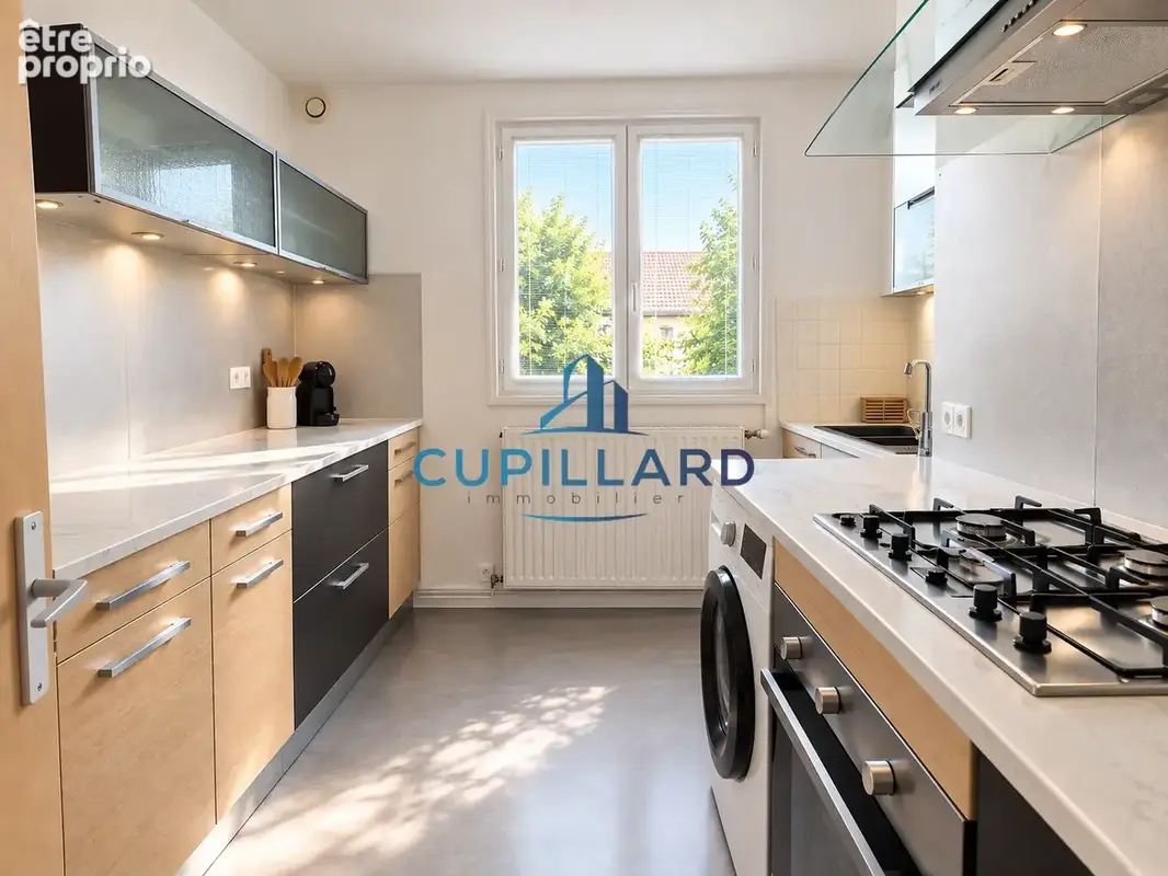 À VENDRE   ROANNE (Quartier Mulsant)   Appartement T4 de 61 m2 au dernier étage - photo 4