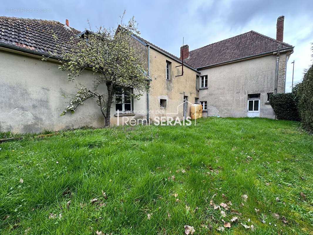Maison à BONS-TASSILLY