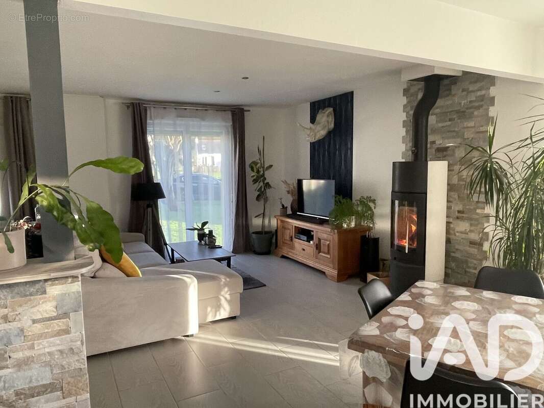 Photo 5 - Maison à CAMORS