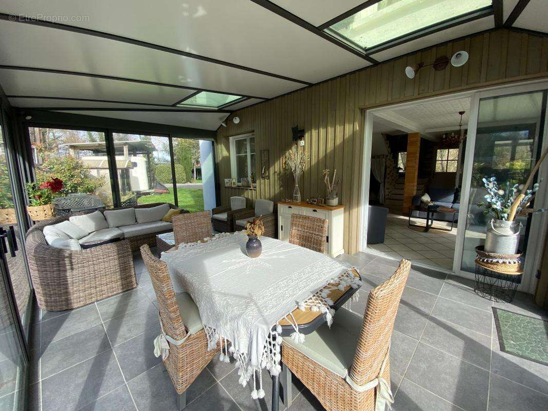 Maison à LES MATHES