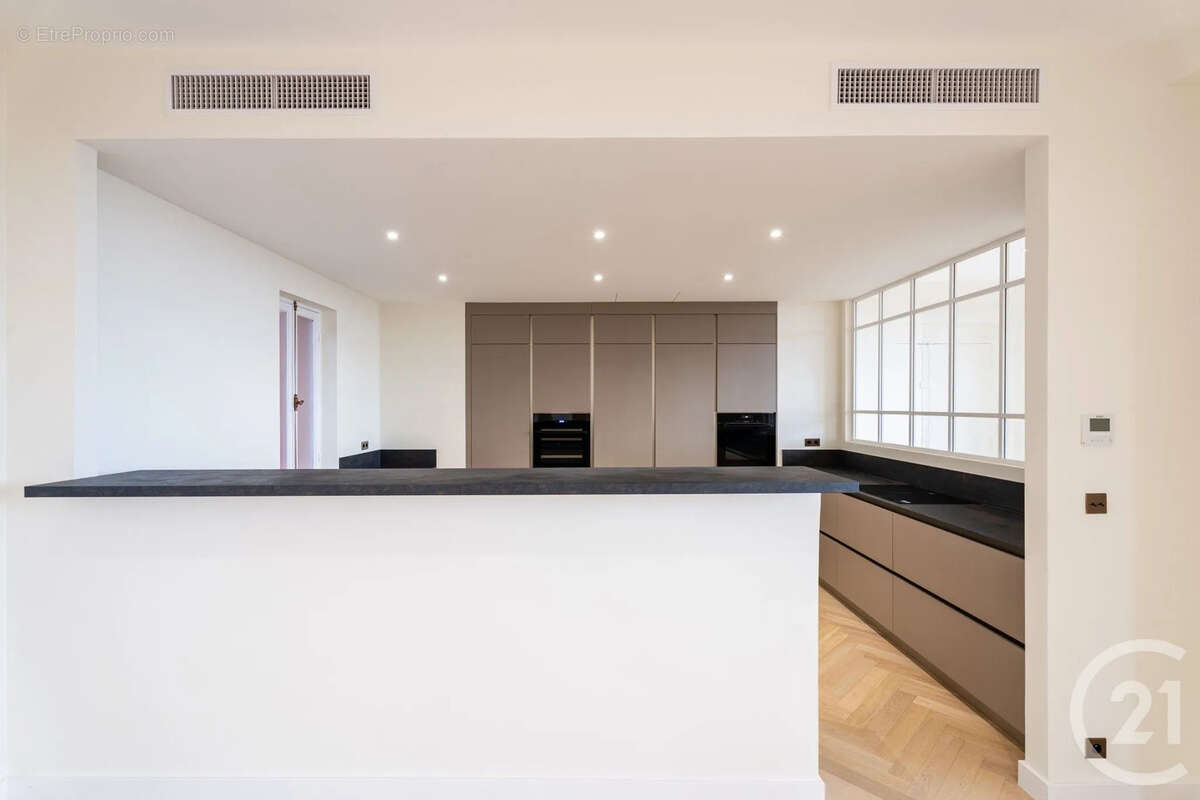 Appartement à BEAULIEU-SUR-MER