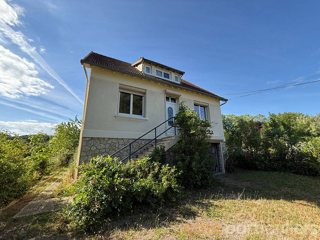 Maison à SAINT-AMAND-MONTROND