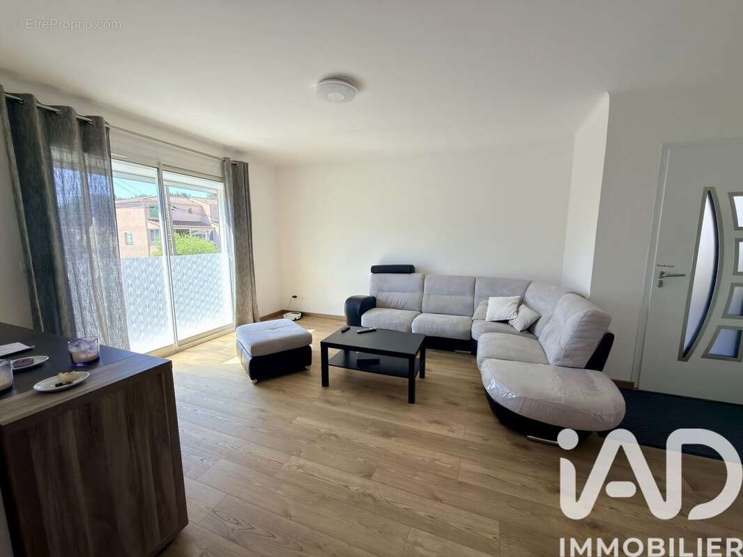 Appartement 88 m² à Aubagne  - photo 2
