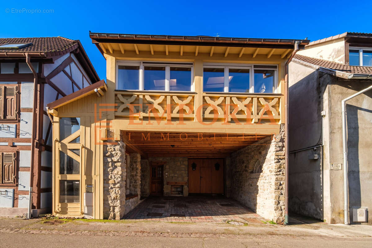 Maison à DANNEMARIE