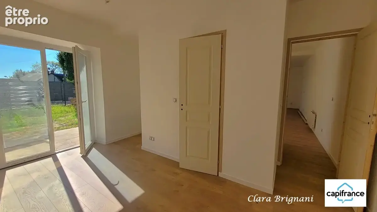 Maison de ville rénovée à vendre, 4 pièces, jardin - SAINT VRAIN - photo 8