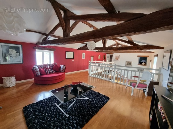 Maison à SAINT-LEGER-SOUS-CHOLET