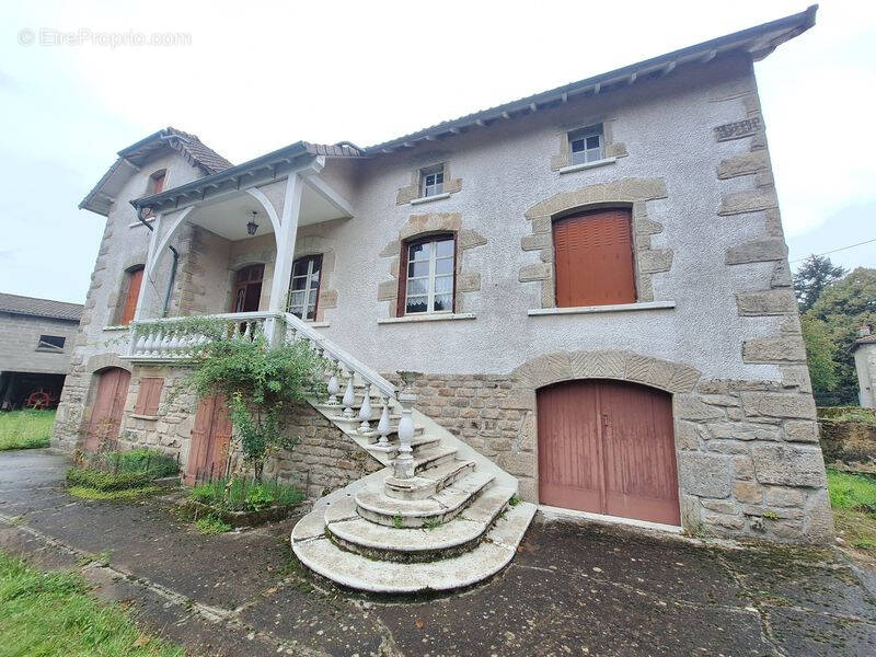 Maison à SOUSCEYRAC