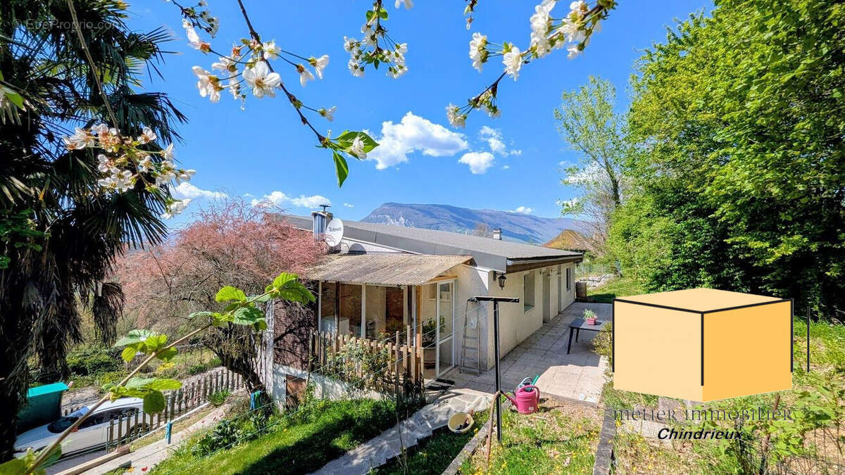 Maison à CHINDRIEUX