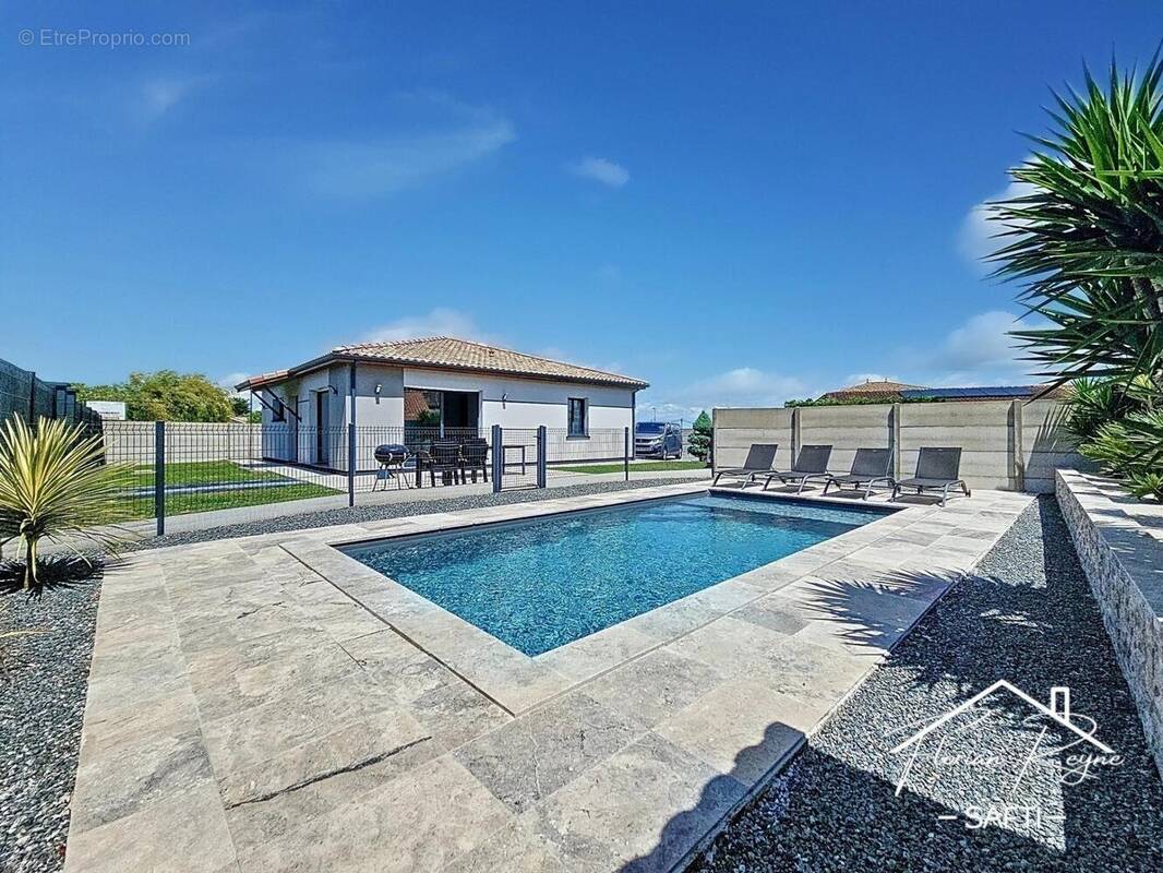 Photo 1 - Maison à CUSSAC-FORT-MEDOC