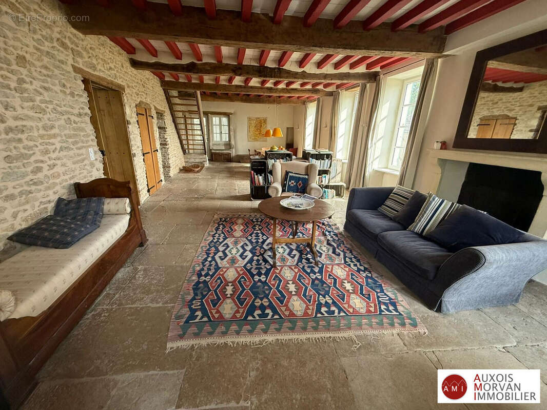 Maison à POUILLY-EN-AUXOIS