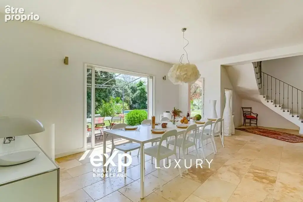 Maison 7 pièces 201 m² à vendre à Peyrolles-En-Provence (13860) - photo 7