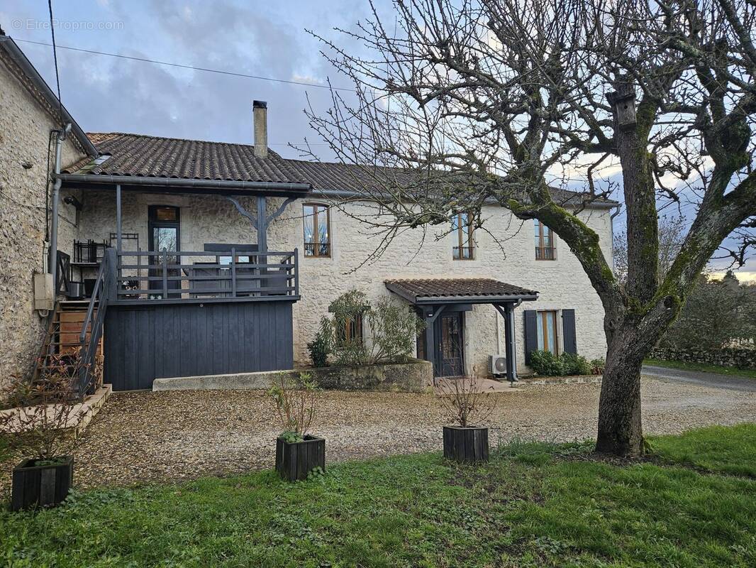 Maison à LOUBES-BERNAC