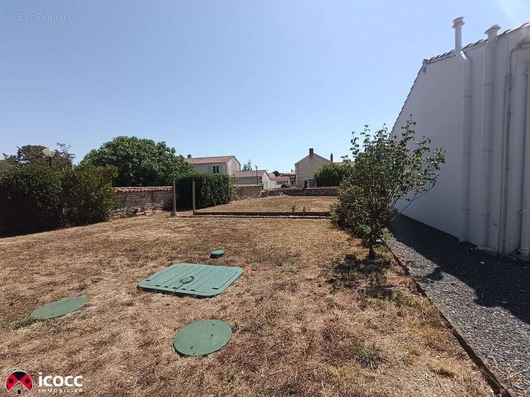 Maison 75 m² à Sainte-Gemme-La-Plaine  - photo 7