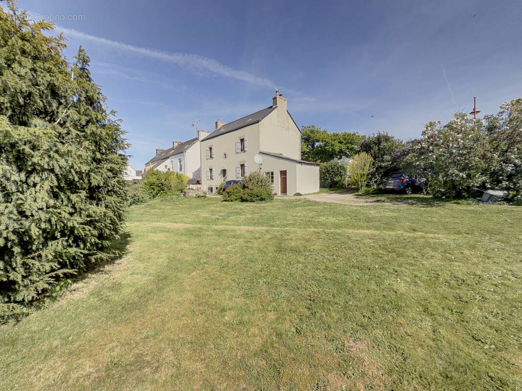 Maison à LA CHAPELLE-NEUVE