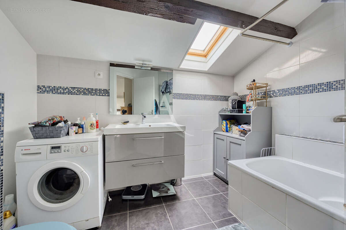 Appartement à FONTENAY-SOUS-BOIS