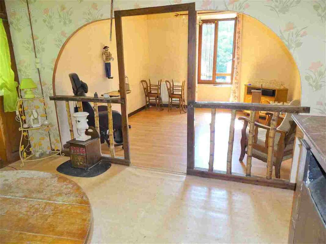 Maison 70 m² à Saint-Denis-Des-Murs  - photo 5