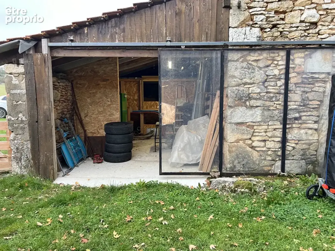 Causses du Quercy: Charmante maison de 4 chambres avec dépendances, 4,5ha de terrain et une belle vue! - photo 10