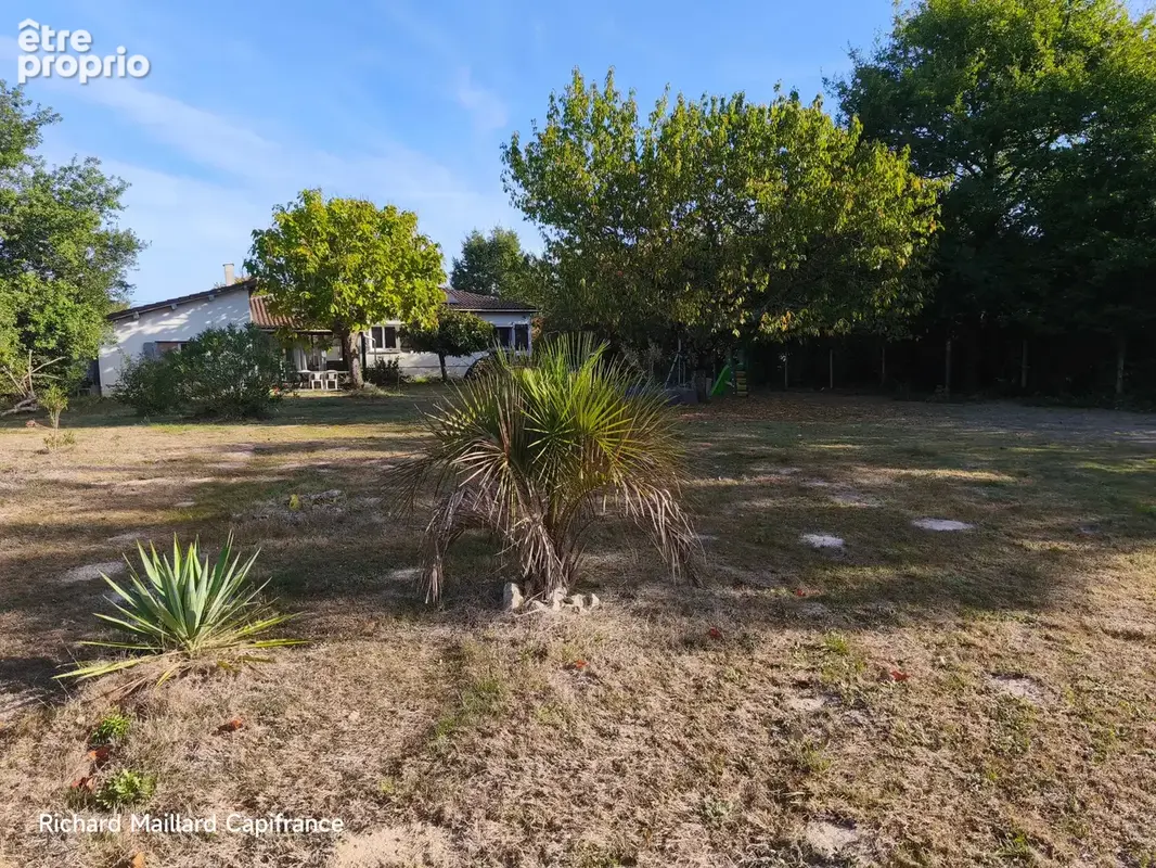Plain-pied 120 m² sur terrain de 2 765 m² - Saint-Étienne-de-Tulmont (82) - photo 15