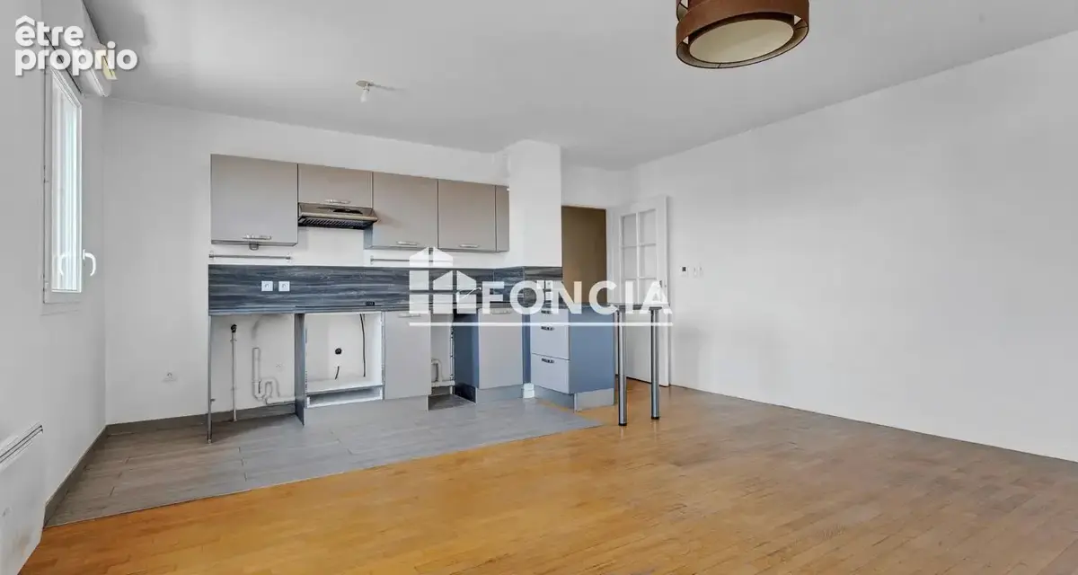 Bel appartement récent de type 3 pièces en dernier étage avec terrasse - photo 7