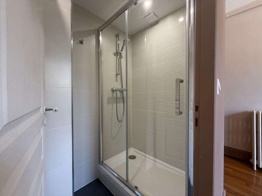 Appartement T6 à Dijon quartier Wilson, balcon, cave, DPE : D - photo 16