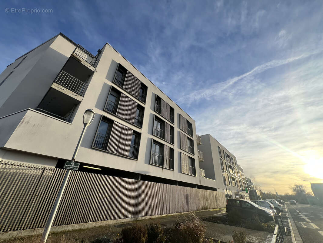 Appartement à BEZANNES