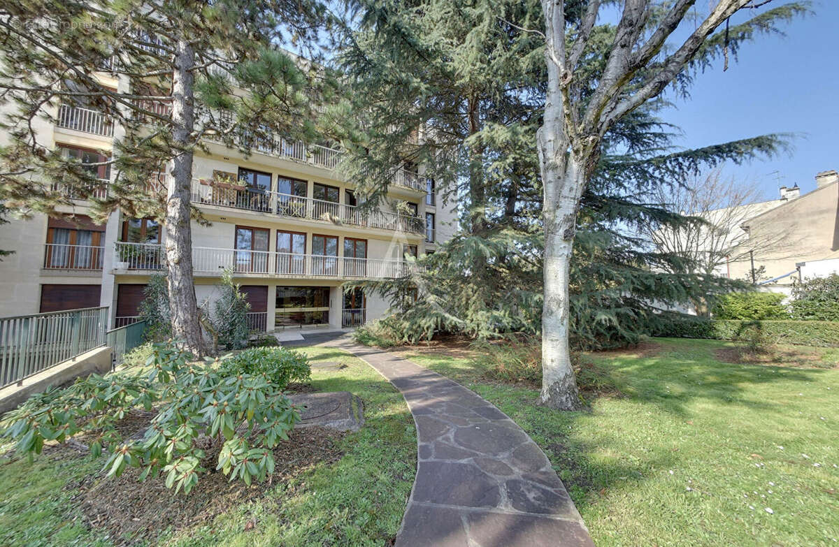 Appartement à NOGENT-SUR-MARNE