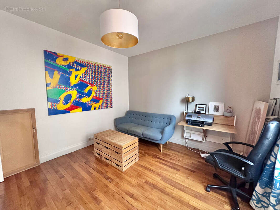 Appartement à PARIS-11E