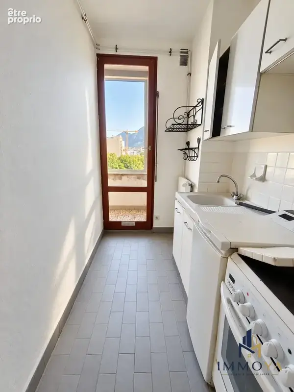 Appartement 1 pièce 27 m² à vendre à Grenoble (38100) - photo 4