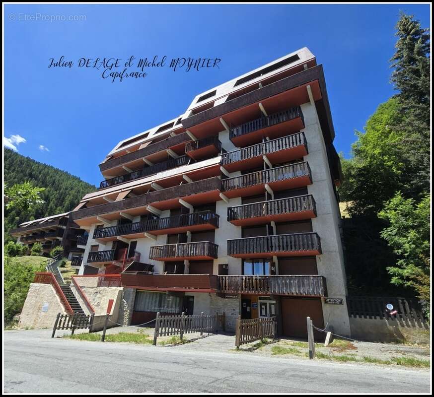 Pra Loup – Appartement plein sud avec vue panoramique, balcon, cave et casier à skis - photo 5