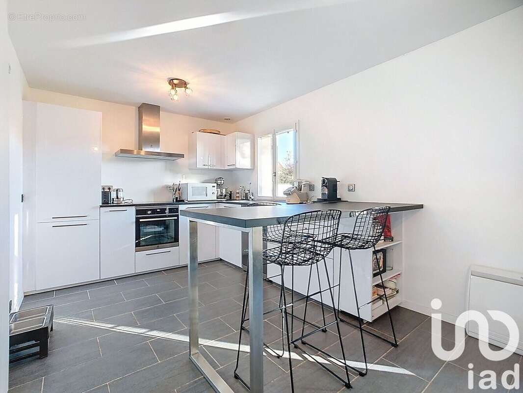 Maison 75 m² à Thoury-Ferottes  - photo 8