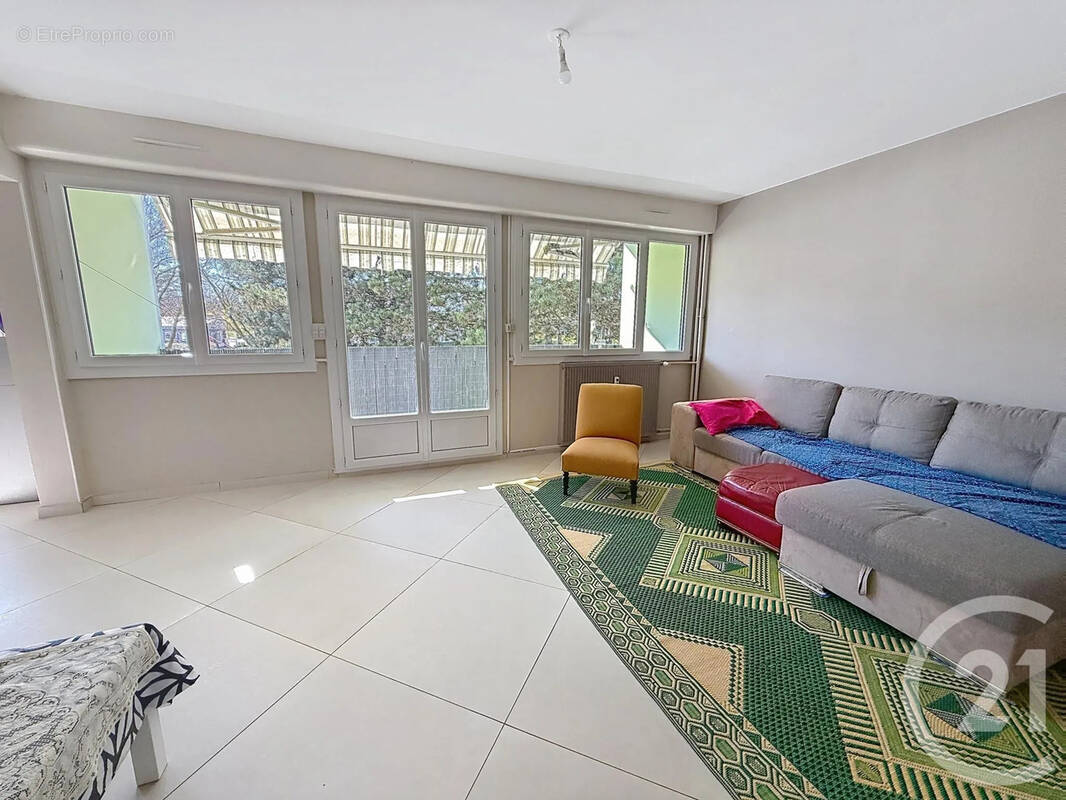 Appartement à QUETIGNY