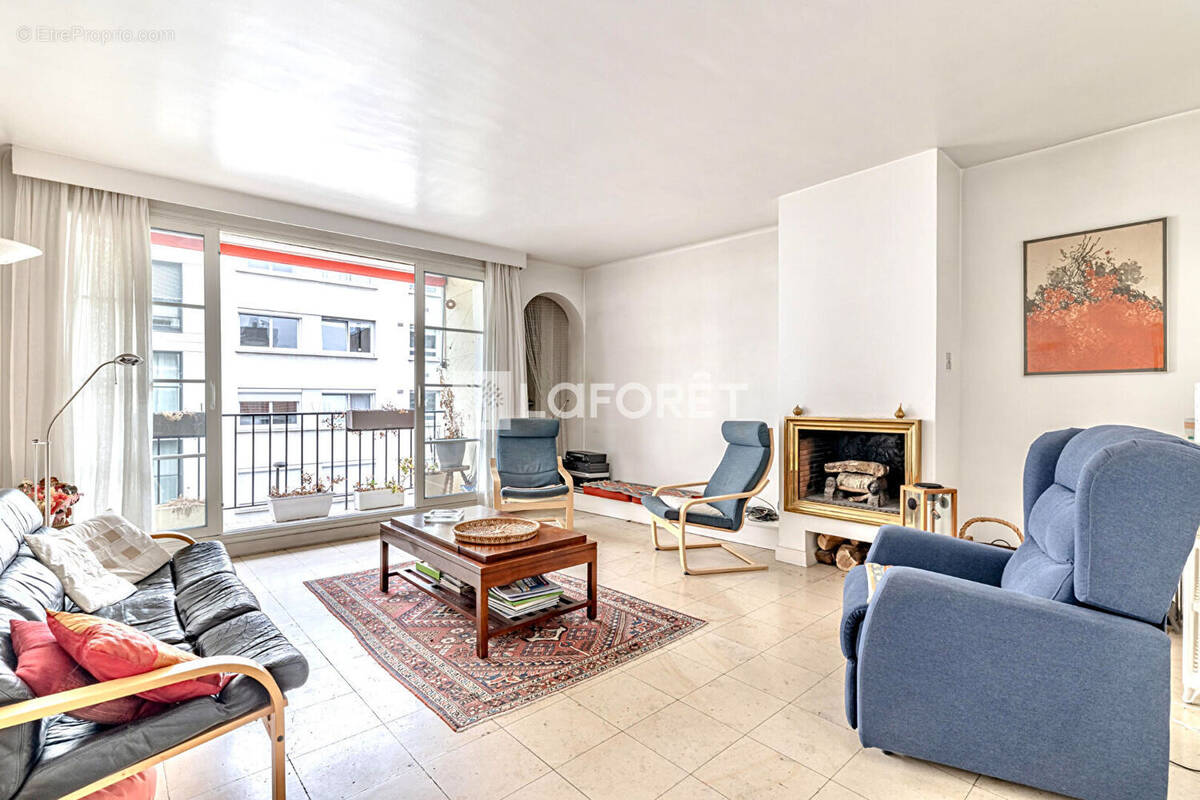 Appartement à BOULOGNE-BILLANCOURT