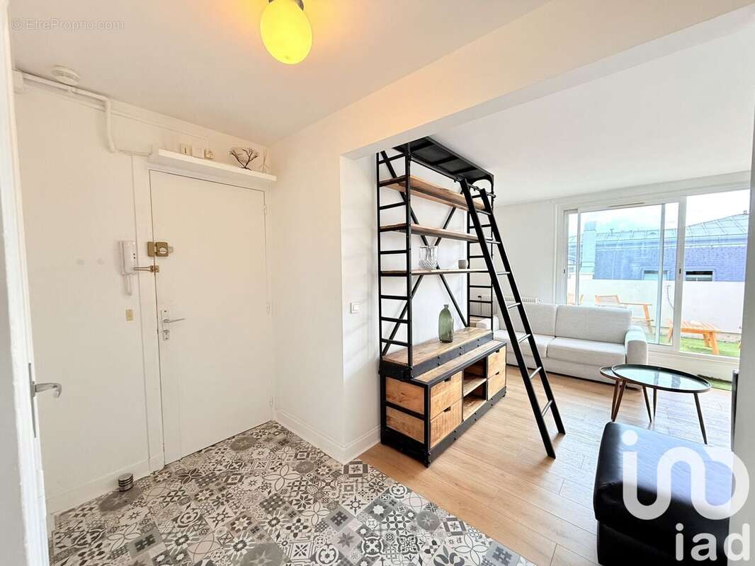 Photo 2 - Appartement à PARIS-15E