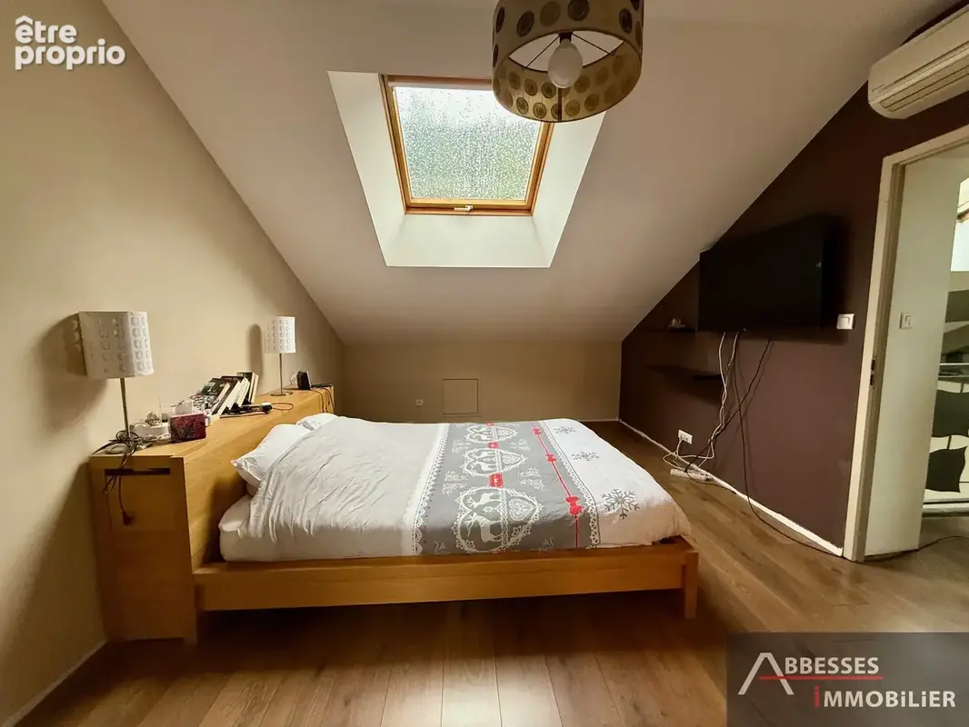 EN EXCLUSIVITÉ - GERARDMER dans un secteur calme : Maison type LOFT avec grande dépendance - photo 25