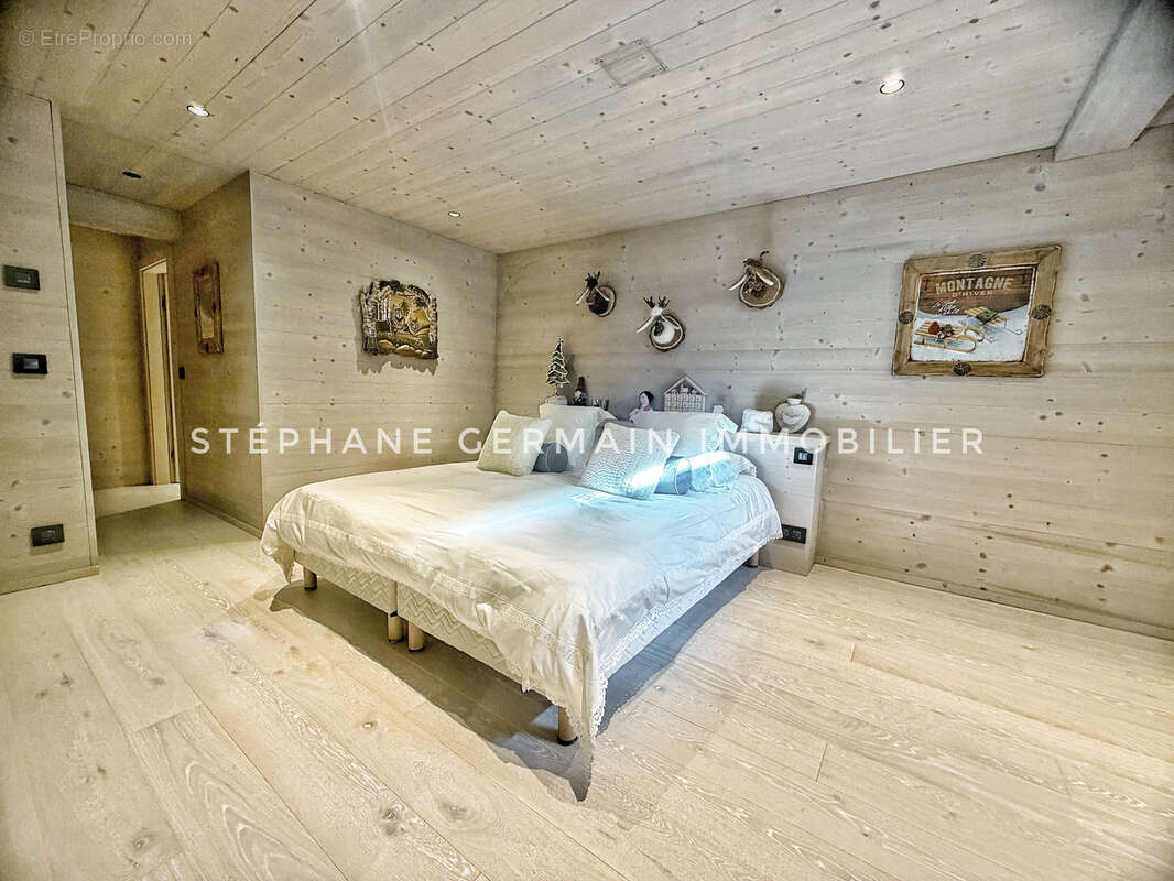 Maison à DEMI-QUARTIER