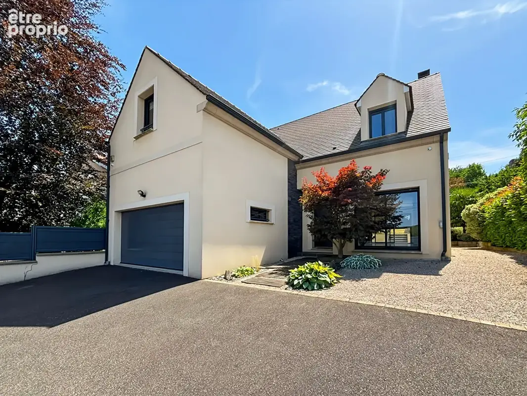Maison à VAUHALLAN