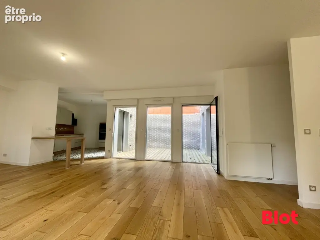 Appartement 4 pièces 131 m² à vendre à Nantes (44000) - photo 2