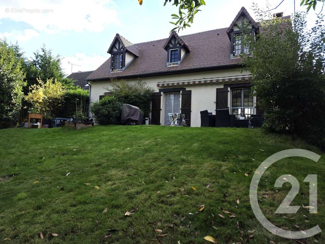 Maison à DAMMARTIN-EN-GOELE