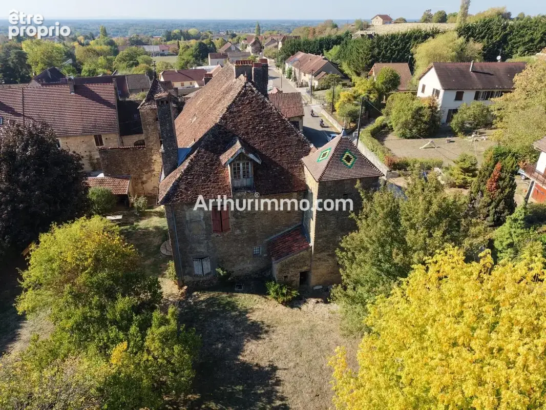 Chateau jura a vendre cuisia 39190  – maison forte type chateau – 414 m² – 12 pièces - photo 26