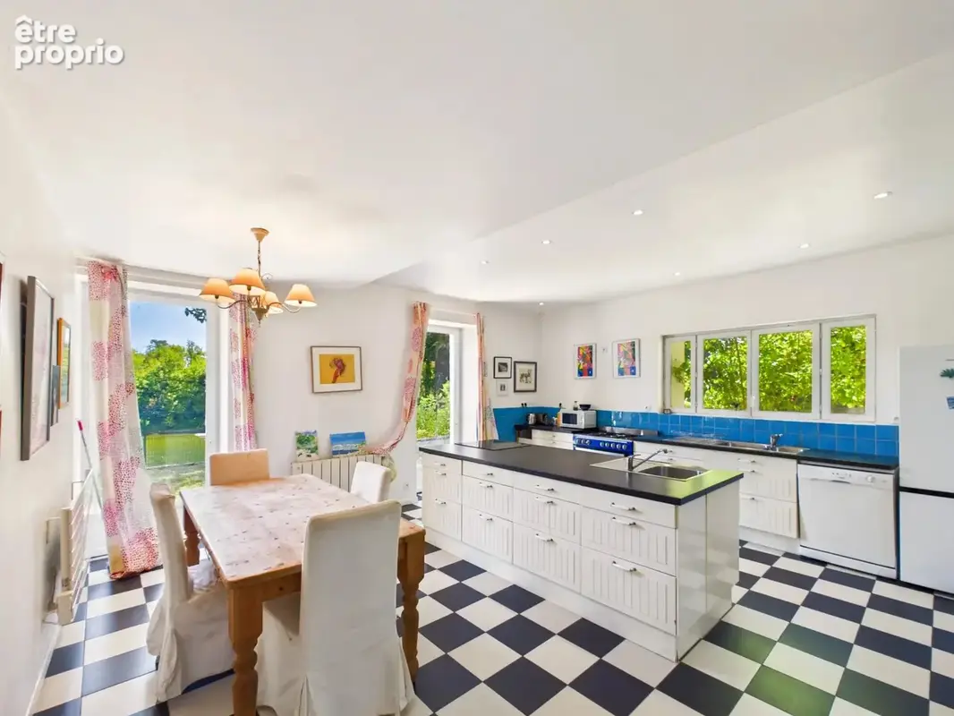 Belle maison de 5 chambres avec piscine en bord de rivière, maison d'amis et annexe près de Gensac - photo 6